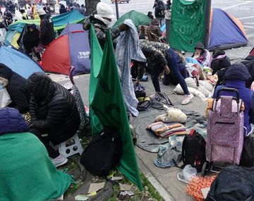 Anuncian que el nuevo acampe frente a Desarrollo Social durará 48 horas