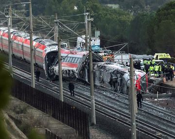Revelaron la causa del trágico choque de trenes en Adamuz