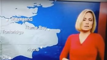 video: una periodista de la bbc se desmaya al aire video: una periodista de la bbc se desmaya al aire