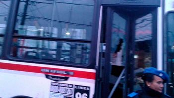 tiroteo dentro de un colectivo deja a una chica de 17 anos con muerte cerebral tiroteo dentro de un colectivo deja a una chica de 17 anos con muerte cerebral