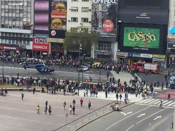 Hieren a un policía federal en un asalto a una joyería