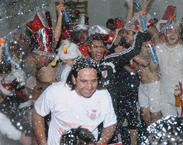 El festejo íntimo de River en el vestuario