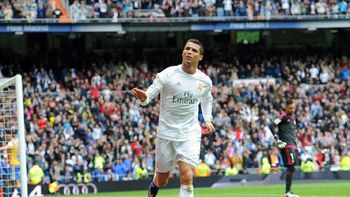 cristiano ronaldo cobra hasta 260 mil euros por escribir en twitter cristiano ronaldo cobra hasta 260 mil euros por escribir en twitter