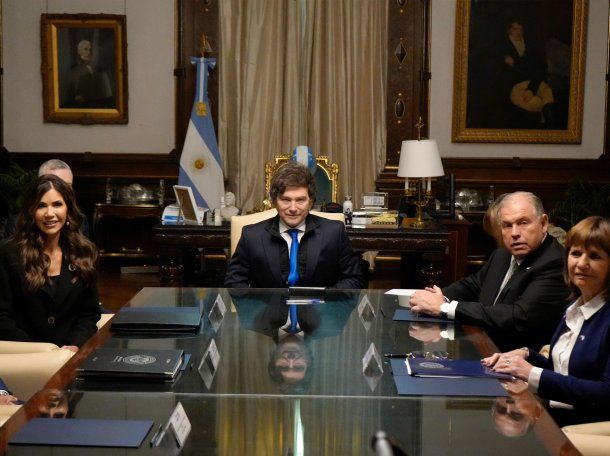 Javier Milei y Patricia Bullrich se reunieron con la secretaria de Seguridad de Estados Unidos
