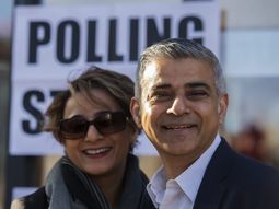 por primera vez, un musulman se convirtio en alcalde de londres por primera vez, un musulman se convirtio en alcalde de londres