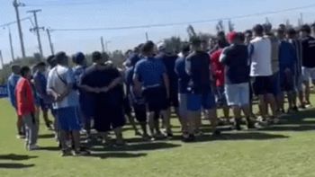 filtran el video del apriete de la barra de godoy cruz al plantel: no queremos cagones aca filtran el video del apriete de la barra de godoy cruz al plantel: no queremos cagones aca