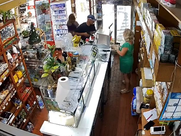 Mar del Plata: una empleada enfrentó a un ladrón armado y lo obligó a huir de un almacén