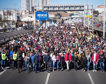 Mayra Mendoza y concejales de Quilmes repudiaron el atentado a Cristina Kirchner