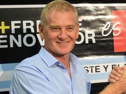 desercion de de narvaez: ¿oposicion en crisis u oficialismo fuerte? desercion de de narvaez: ¿oposicion en crisis u oficialismo fuerte?