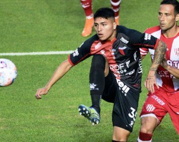 Colón y Unión igualaron en el clásico: el Tatengue quedó afuera