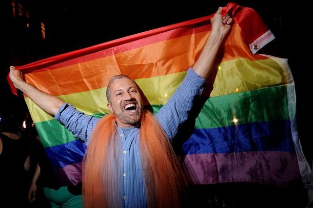 Miles de franceses marcharon en contra del matrimonio gay