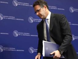 Sandleris dejará el Banco Central sin cumplir ninguna de sus metas