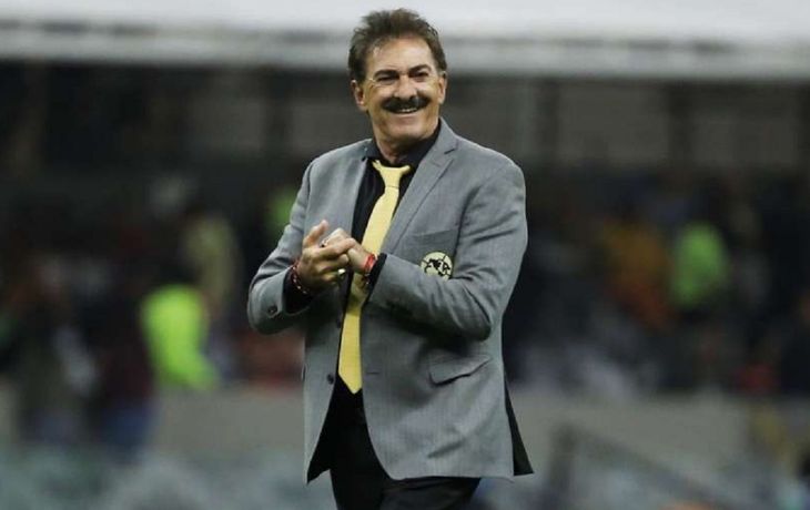 El ex DT de México, fiel a su estilo