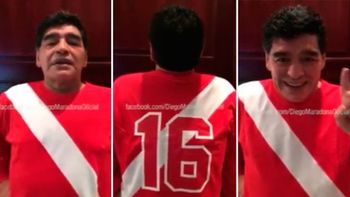 Maradona con la camiseta de Argentinos Maradona con la camiseta de Argentinos