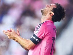 Alarma en Inter Miami: Messi se lesionó en el arranque y debió ser reemplazado