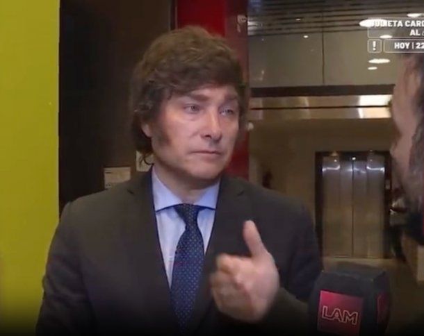 Milei volvió a responderle a Pampita y otra vez ninguneó a Lali Espósito