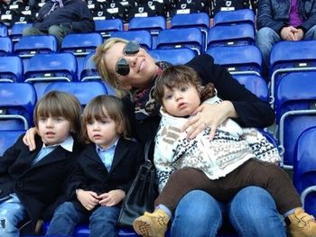 Maxi López verá a sus hijos una semana al mes