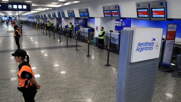 Se levantó el paro de Intercargo en Aeroparque