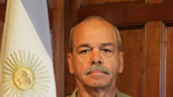 un general de division del comando, jefe del ejercito un general de division del comando, jefe del ejercito
