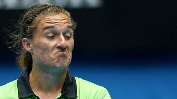 La escalofriante herida de un tenista al arrancar sus entrenamientos