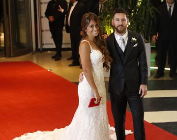Antonela y Messi, minutos después de casarse