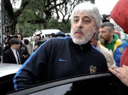 Inédito: la Boca amaneció llena de afiches apoyando candidatura de Di Zeo