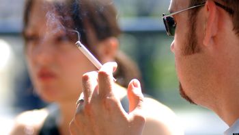 entre el 10 y el 15% de las personas con cancer de pulmon jamas fumaron entre el 10 y el 15% de las personas con cancer de pulmon jamas fumaron