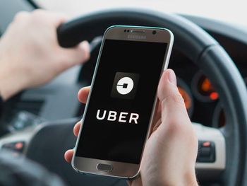 Golpe a los taxistas: la Justicia confirmó que Uber es legal