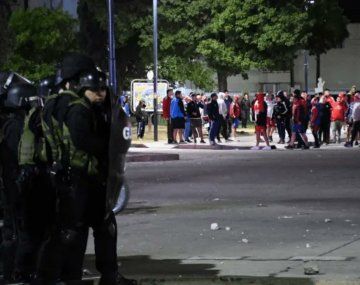 Dos hinchas de Unión evitaron juicios por agresiones con reparaciones económicas