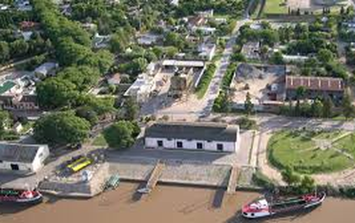 El pueblo con una gran cantidad de parrillas y buena comida
