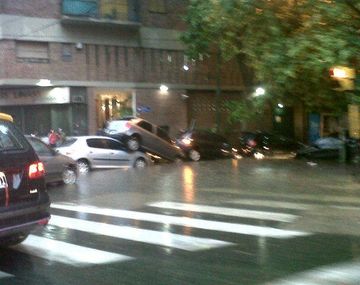 El temporal de Capital y Conurbano inundó a Twitter