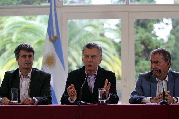 Junto a Prat Gay y Schiaretti