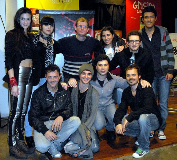 Elenco de Huicio Husto