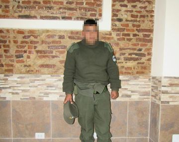 Detienen a una persona que se hacía pasar por gendarme en Rosario
