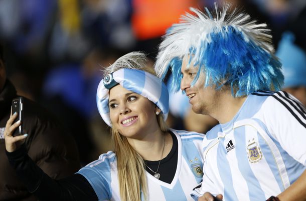 Los chilenos silbaron el himno pero igualmente los argentinos se hicieron sentir