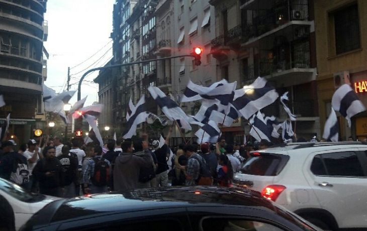 La manifestación fue pacífica (foto: Indios Quilmes)