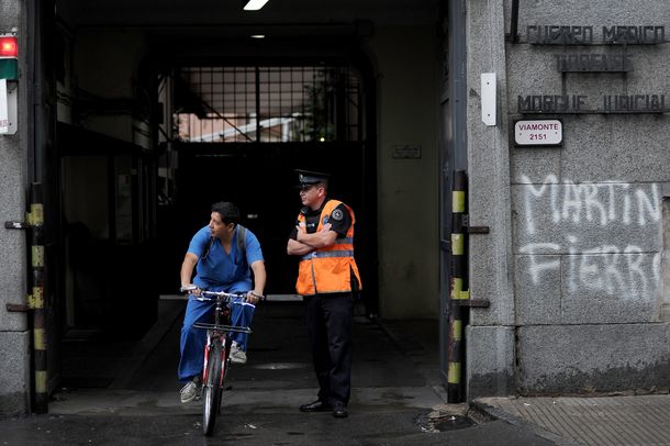 El arma hallada junto al cuerpo de Nisman es de uno de sus colaboradores