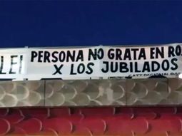 Repudios a Javier Milei en Rosario.