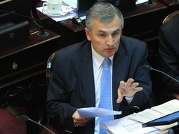 el patacon-dolar-convertible de cristina el patacon-dolar-convertible de cristina