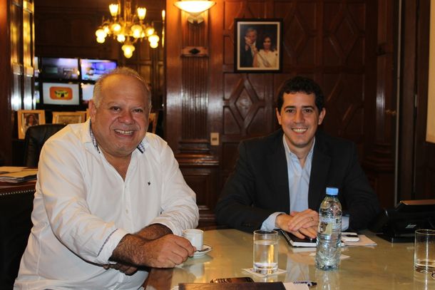 Wado de Pedro recibió a Cacho Buenaventura