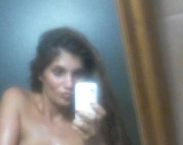 Magalí Mora disfrutó de una tarde al sol y mostró su bronceado