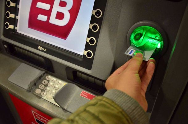Menos de la mitad de los argentinos tiene acceso a un cajero automático