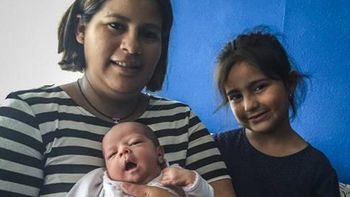 dio a luz en el estacionamiento despues de que en el hospital le dijeran no estaba de parto dio a luz en el estacionamiento despues de que en el hospital le dijeran no estaba de parto