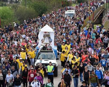 Miles de personas llegaron a San Nicolás por la celebración de la Virgen del Rosario