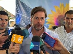 lacalle pou aseguro que el gobierno esta en conversaciones para que spotify no deje el pais lacalle pou aseguro que el gobierno esta en conversaciones para que spotify no deje el pais