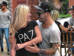 Laurita Fernández y Fede Bal, a puro romance Laurita Fernández y Fede Bal, a puro romance