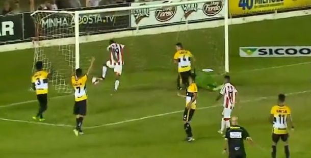 Thiago Henrique y una noche para el olvido