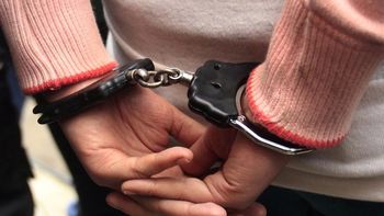 detienen en villa gesell a una menor buscada por un asesinato detienen en villa gesell a una menor buscada por un asesinato