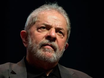 Lula, condenado a 9 años de prisión por corrupción