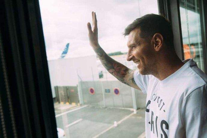 PSG publicó un video inédito del viaje de Lionel Messi a París